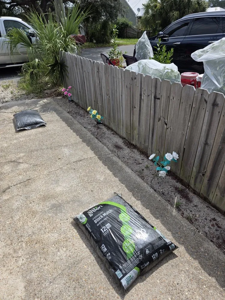 Professional lawn care service in Panama City, FL by Boujee Lawnscaping