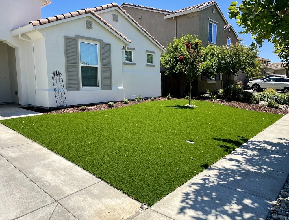 Trusted lawn mowing service in Lincoln, CA - Boulder Creek Landscape & Synthetic Grass