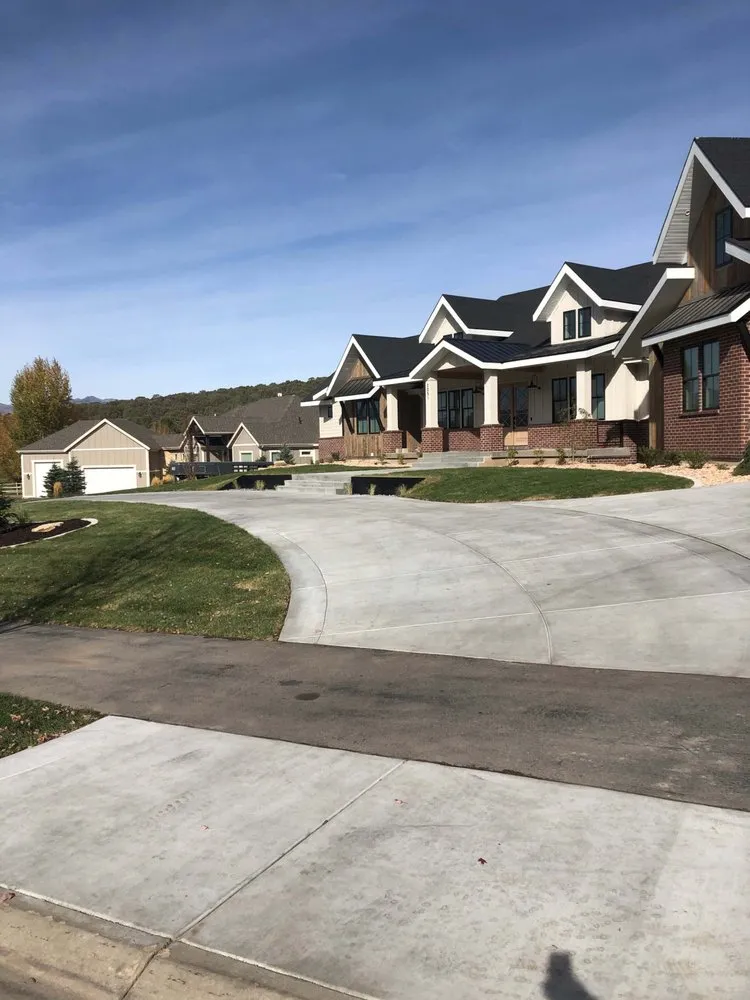 Custom landscaping services experts serving Bluffdale, UT - Boulder Landscaping