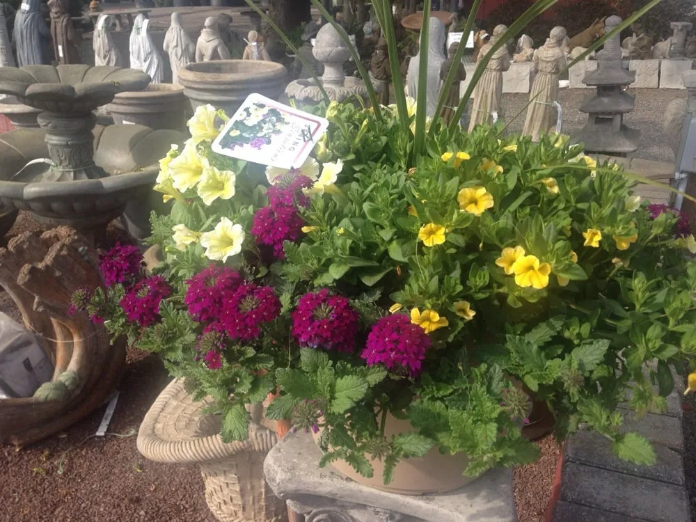 Custom yard cleanup service in Buckingham, PA - Bountiful Acres