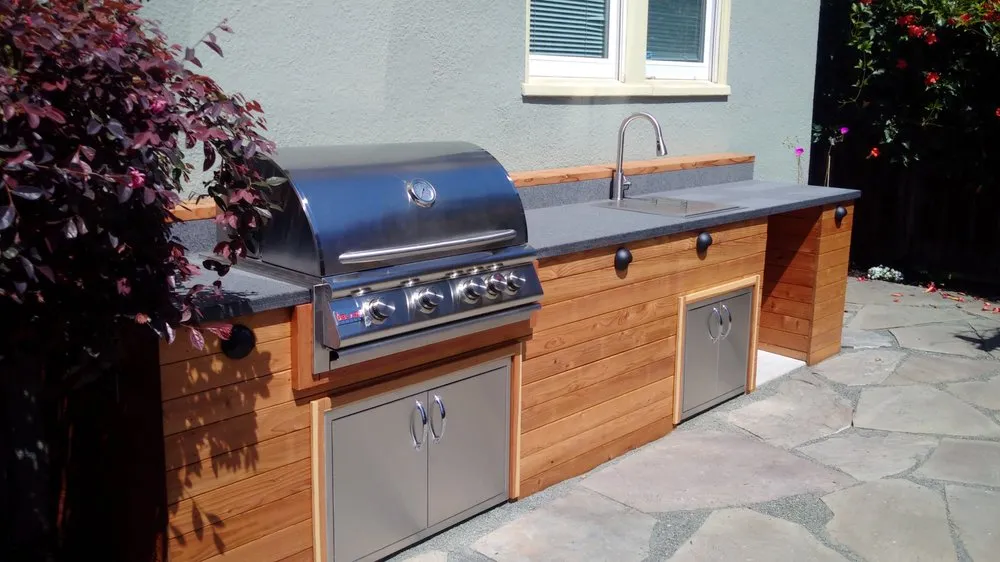 Expert yard maintenance in Oakland, CA - Bountiful Botanicals, Inc.