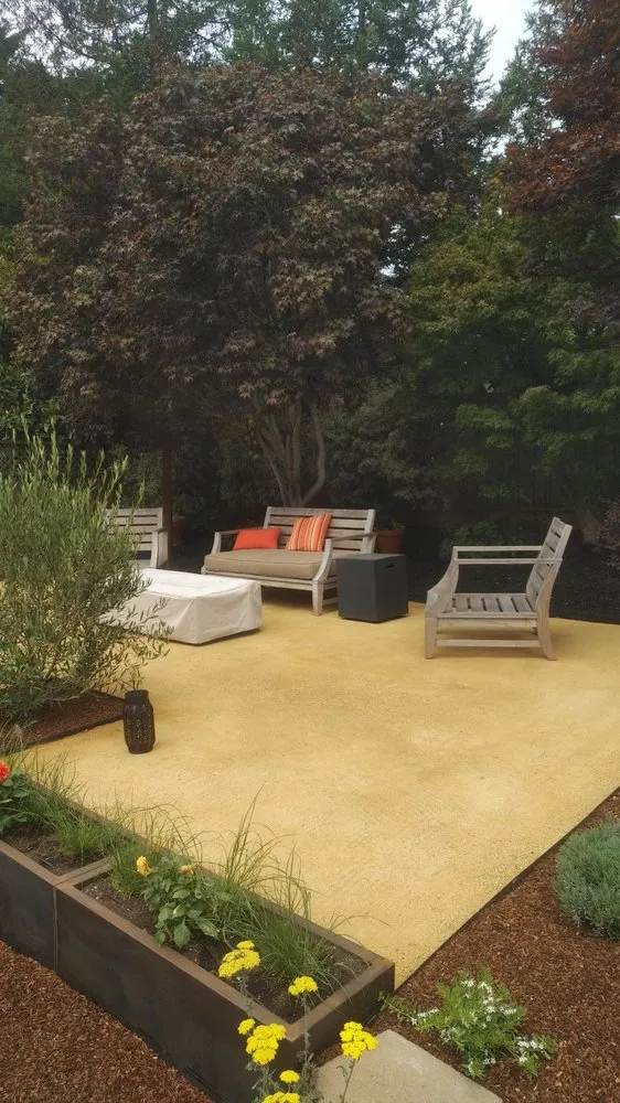 Trusted yard cleanup service in Oakland, CA - Bountiful Botanicals, Inc.