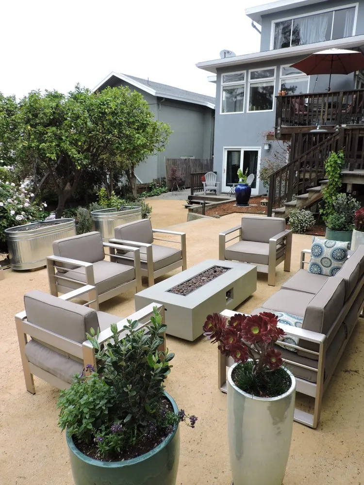 Custom residential landscaping for residential properties across Oakland, CA - Bountiful Botanicals, Inc.