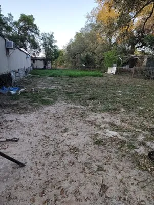 Bowlers Tree Trimming And Lawn Care Services