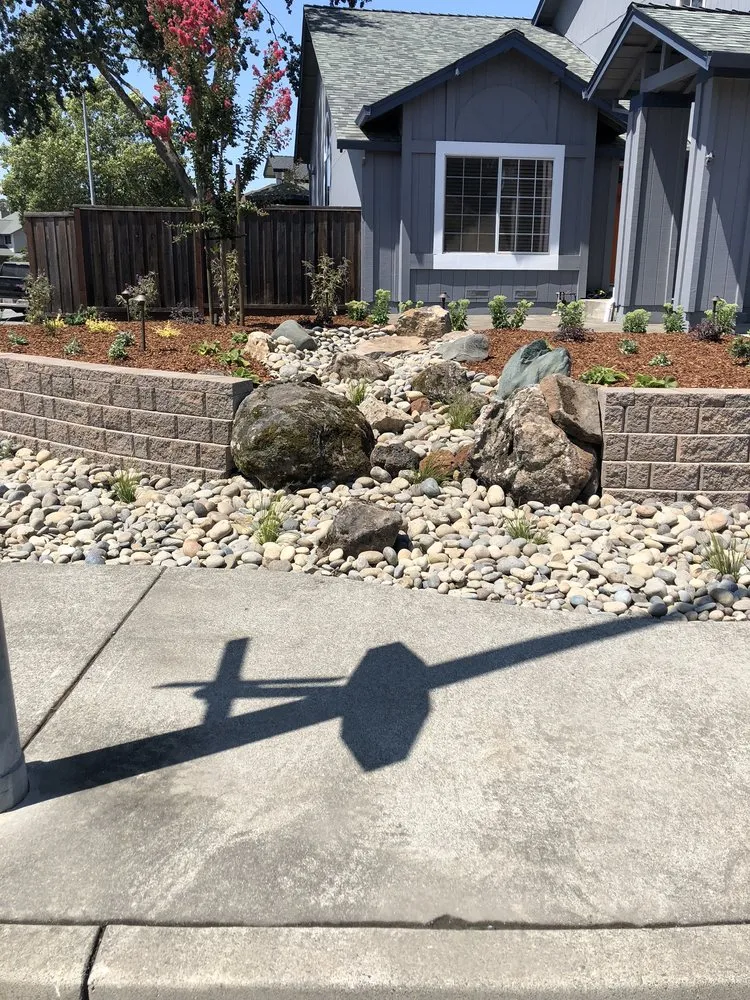 Expert outdoor landscaping in Windsor, CA - Bowman and Son Landscaping