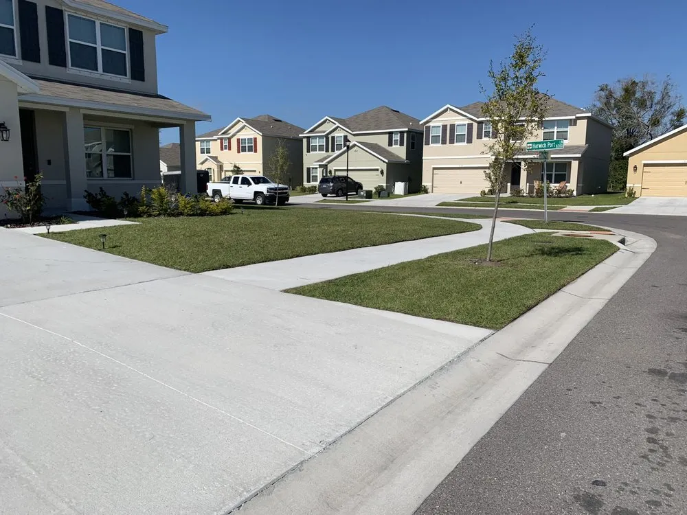Expert garden landscaping for outdoor upgrades in Riverview, FL by Bowmanite Lawn Care
