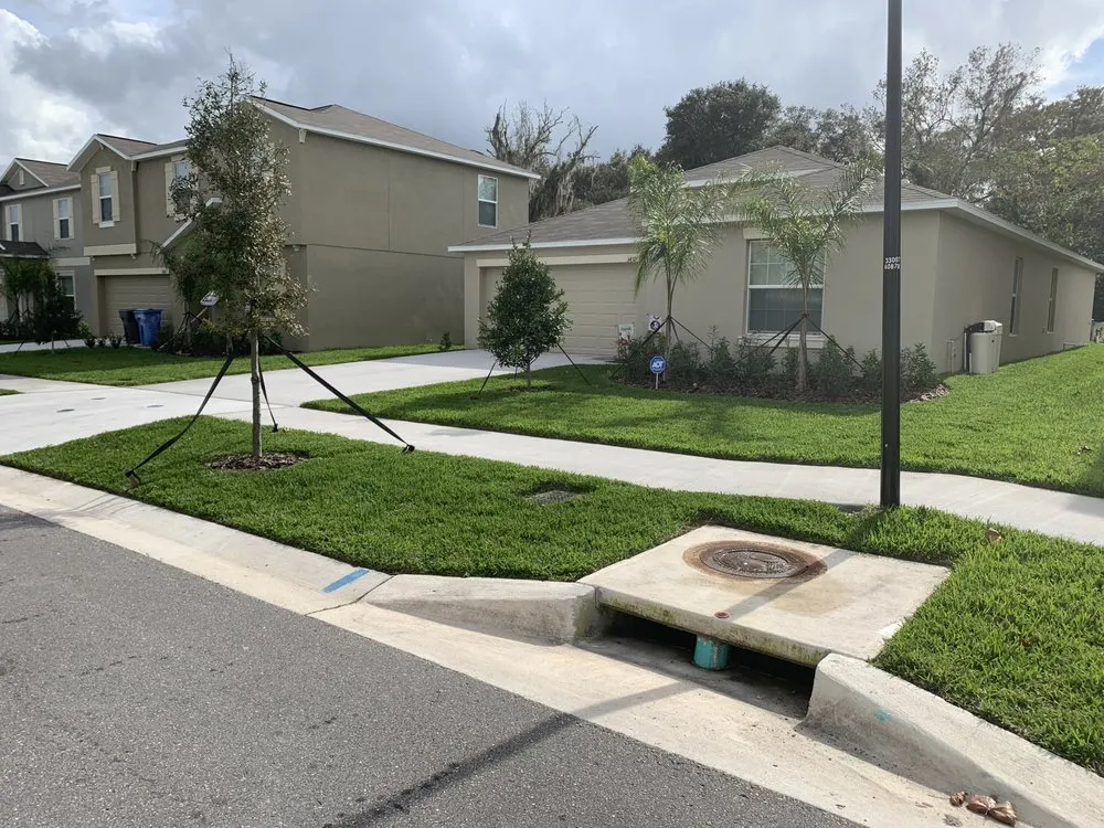 Local lawn care service in Riverview, FL by Bowmanite Lawn Care
