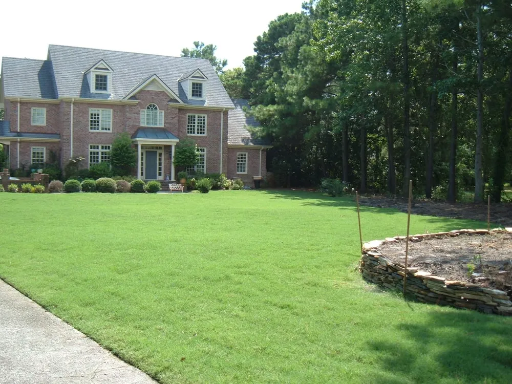 Local lawn care service in Wilmington, NC - Bowman's Best Lawn Care