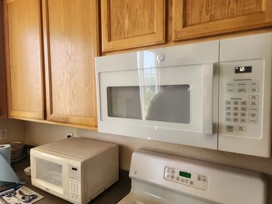 Boxpro Express Haul & Handyman Logo