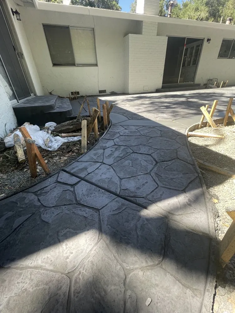 Top-rated lawn care service for residential properties in Pacheco, CA by BoxxedOut