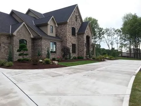 Expert yard cleanup service for beautiful yards in Gibsonia, PA by Boyce Landscape Solutions