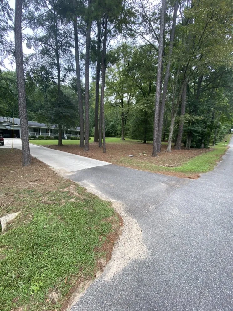 Trusted landscaping services with custom design in Belvedere, SC by Boyd’s Landscape Maintenance