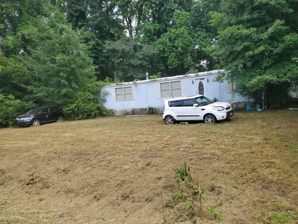 Affordable yard maintenance in Johnsonville, SC by Boyd’s Mowing & More