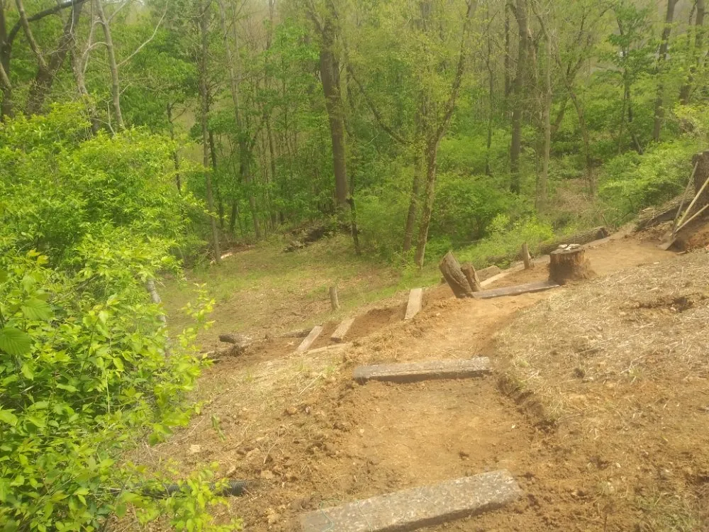 Expert garden landscaping experts serving Cincinnati, OH - Boyles Outdoor Services