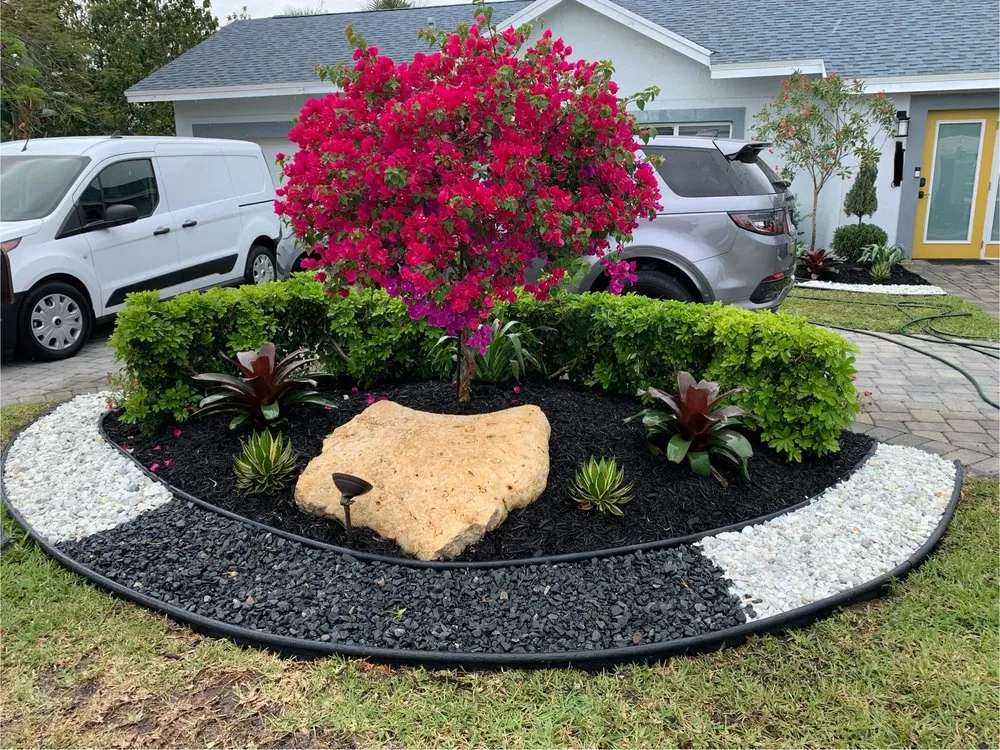 Expert lawn mowing service experts serving Lake Worth, FL - Boynton Beach Landscaping