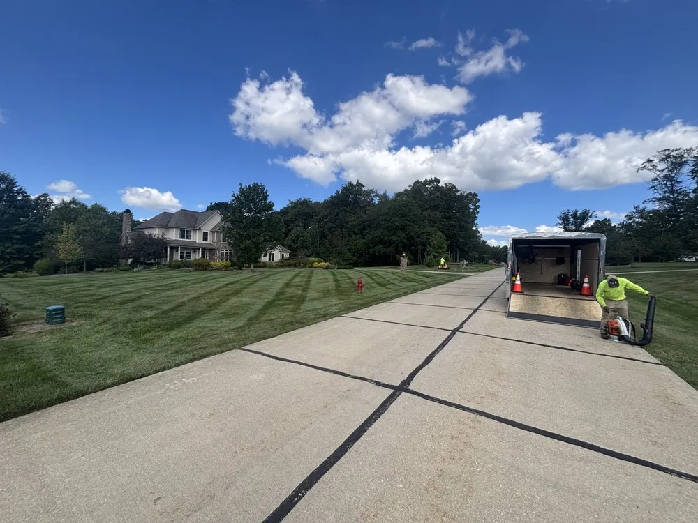 Expert lawn care service experts serving Akron, OH - BP Landscaping