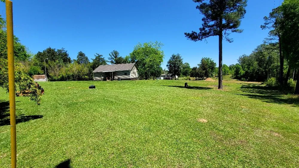 Expert garden landscaping experts serving Dothan, AL - B&P Lawncare