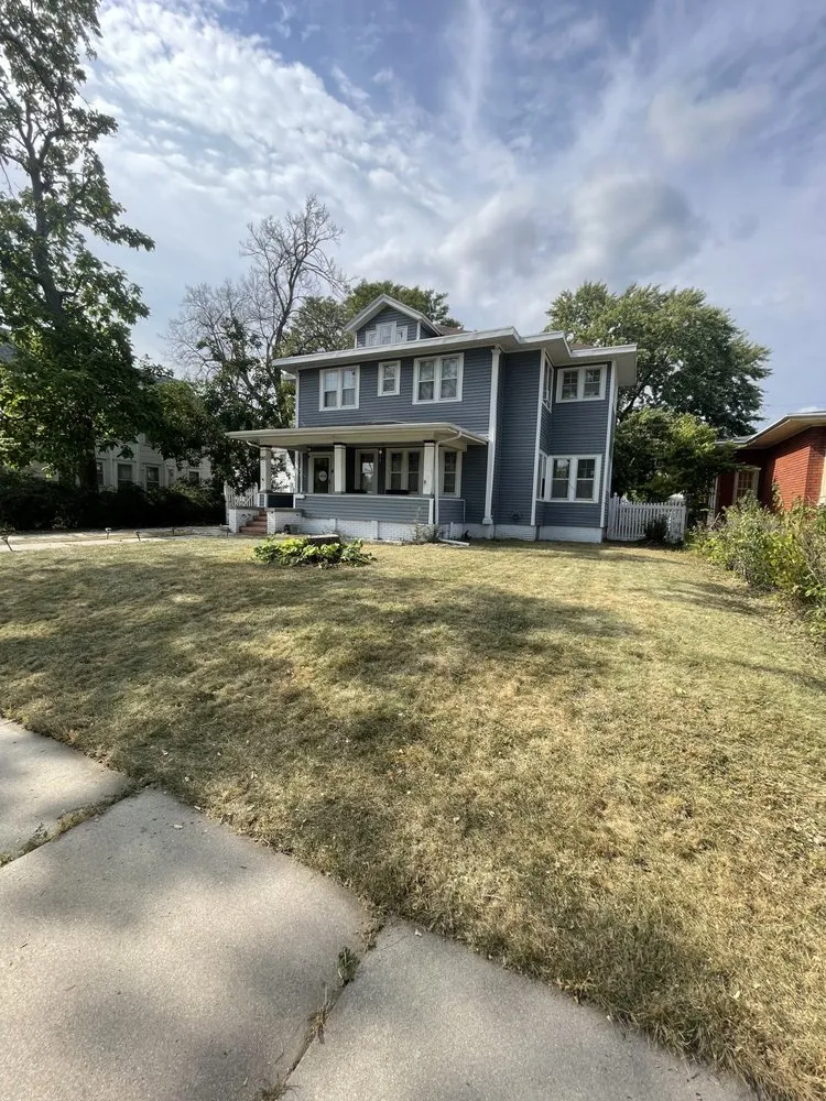 Local lawn mowing service for year-round maintenance in Grand Island, NE by Bps Cuttin Yards