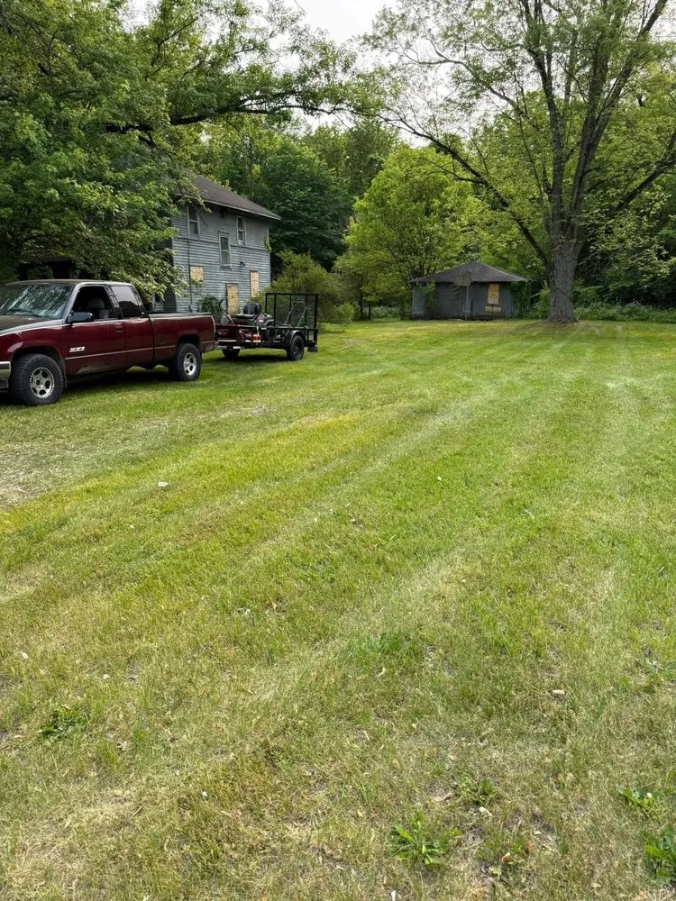 Affordable yard maintenance in Elkhart, IN by BP’S Lawn Service