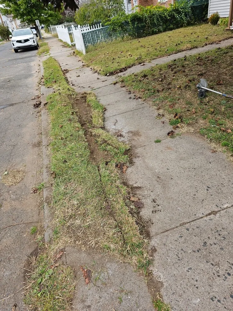 Professional lawn care service experts serving West Haven, CT - BQ Landscaping