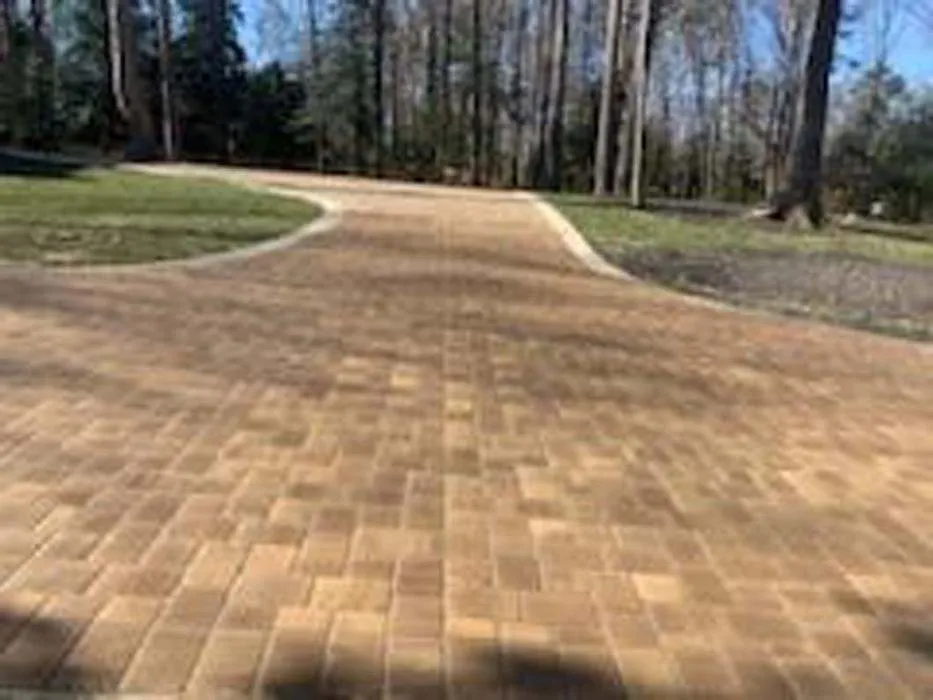 Custom outdoor landscaping experts serving Powhatan, VA - BR Bowles