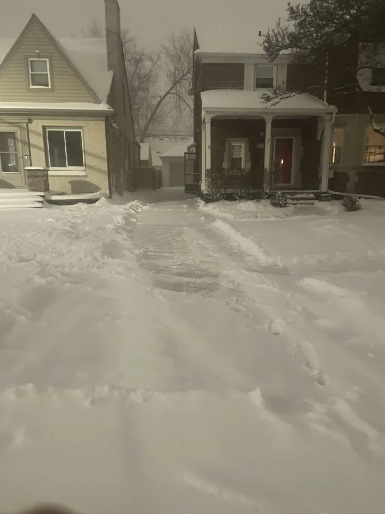 Top-rated landscape installation experts serving Taylor, MI - B&R Care Services