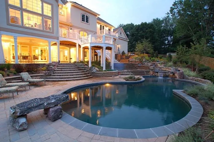 Reliable lawn mowing service near you in Annapolis, MD by BR Design Build