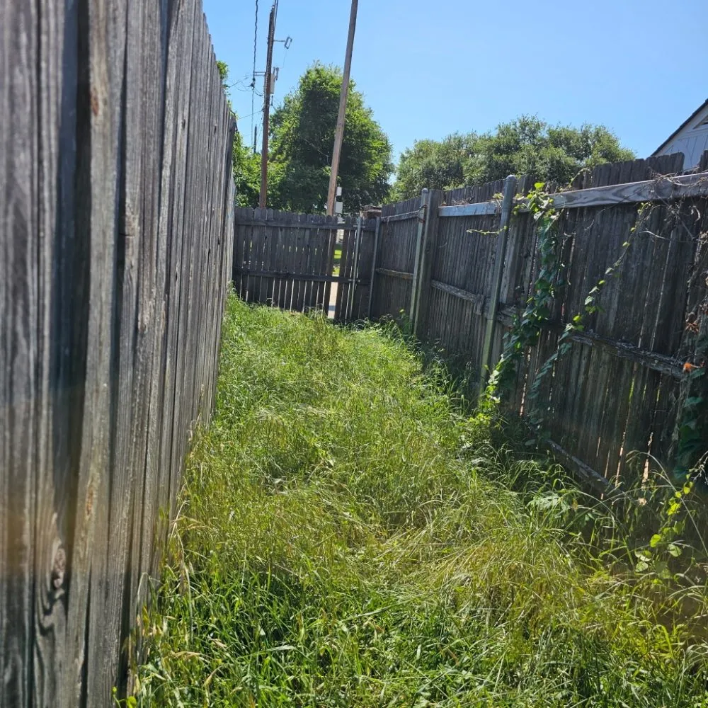 Local lawn mowing service with custom design across Arlington, TX - B&R Grasscutting & Lawn Maintenance