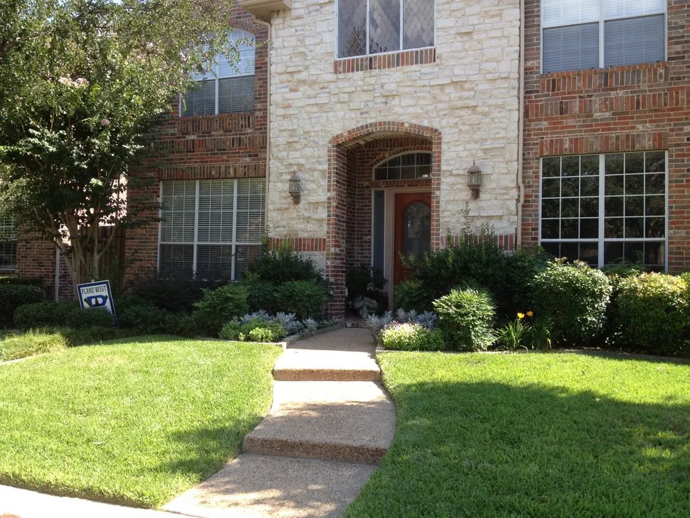 Expert outdoor landscaping in Lewisville, TX - BR Green Lawn Care