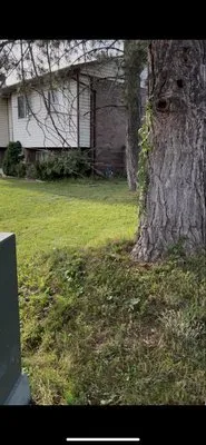 B&R Landscaping Logo