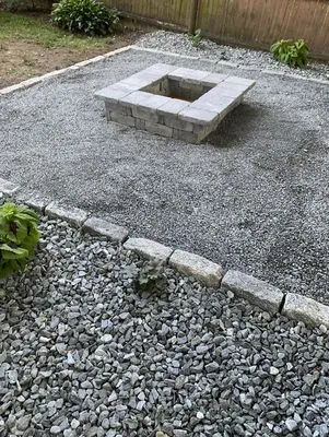 B&R Landscaping Logo