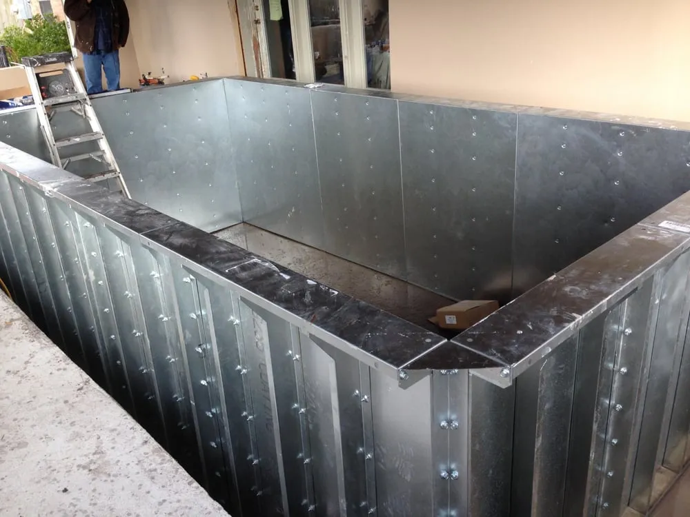 Custom lawn care service in Houston, TX by B.R. Pollock & Associates