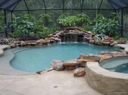 Custom residential landscaping experts serving Houston, TX - B.R. Pollock & Associates