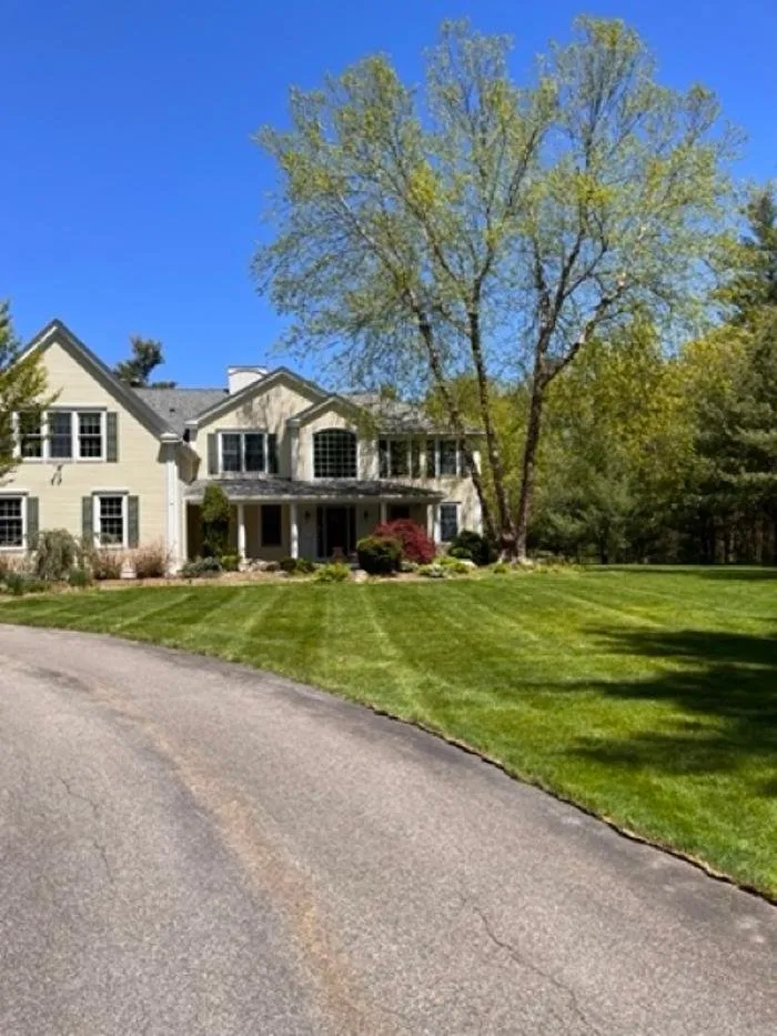 Custom lawn care service experts serving Plymouth, MA - Brace Lawn Care