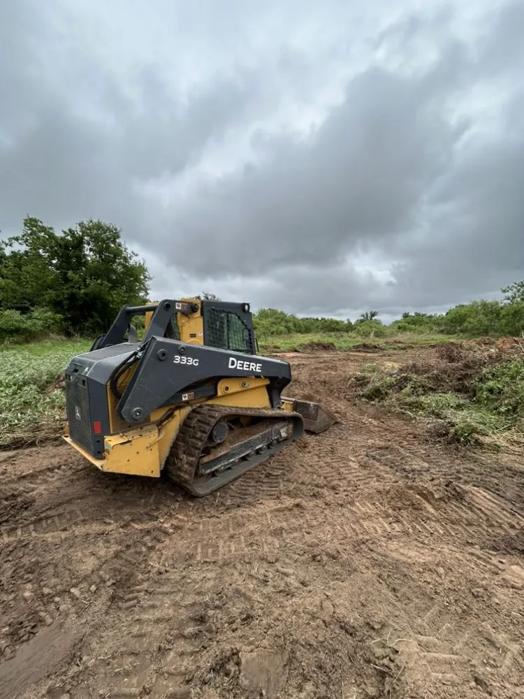 Top-rated landscape design experts serving Bastrop, TX - Bracewell Land Clearing & Maintenance