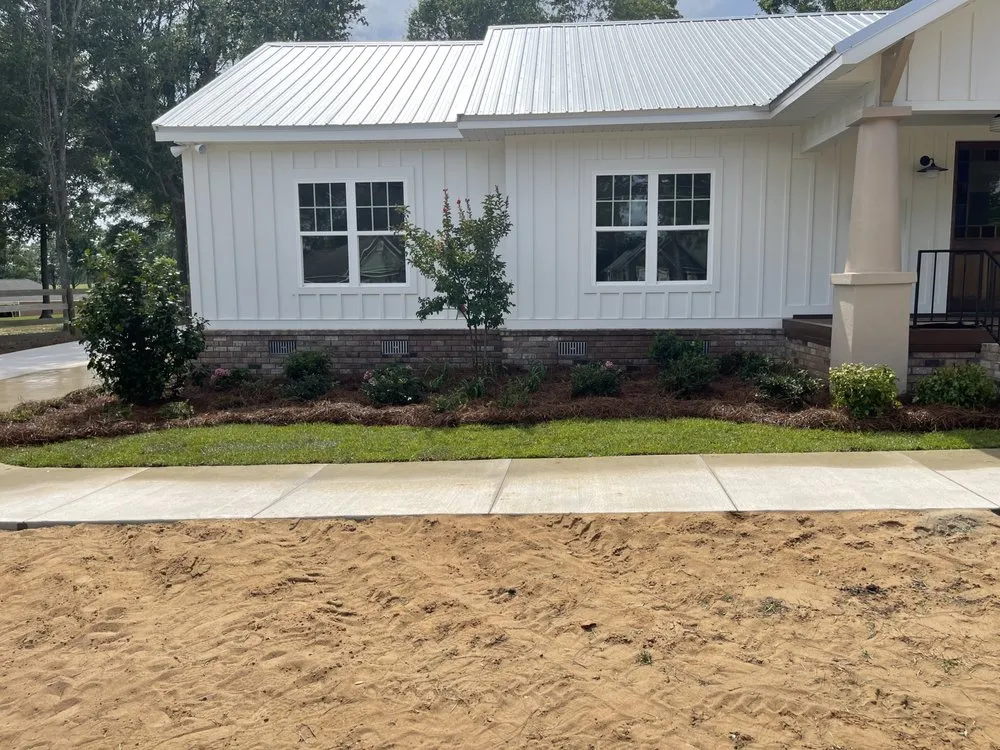 Professional yard cleanup service in Headland, AL by Brackins Lawn Care