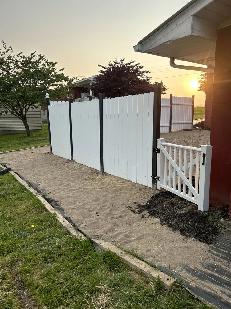 Professional garden landscaping experts serving Russell Springs, KY - Bradens Lawncare