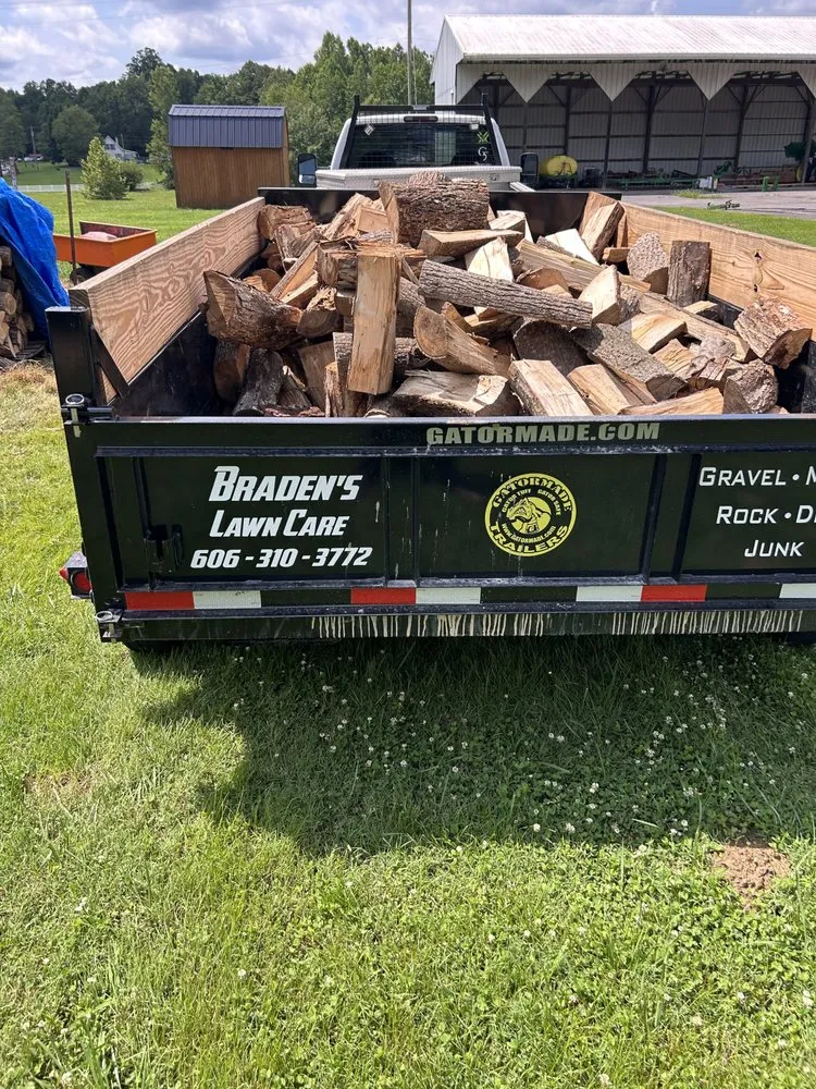 Expert residential landscaping for year-round maintenance in Russell Springs, KY by Bradens Lawncare