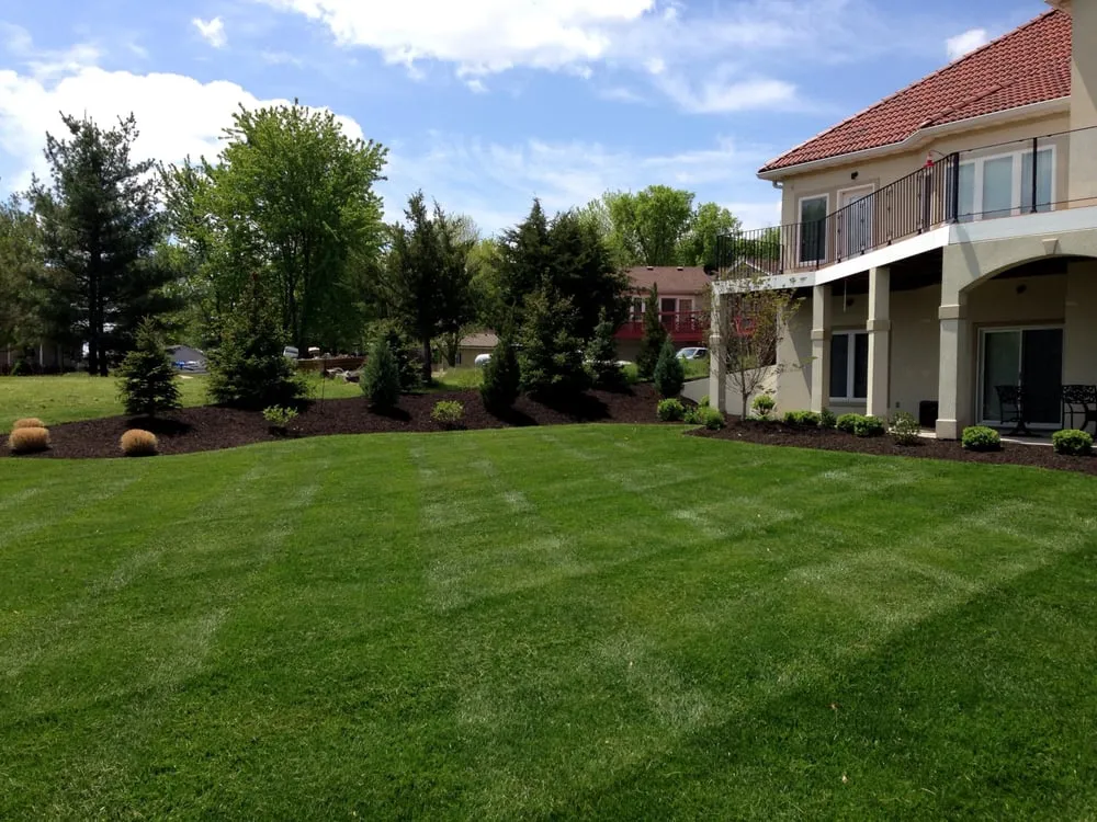 Expert landscaping services in Kansas City, MO - Bradford Street Lawn & Landscape, LLC