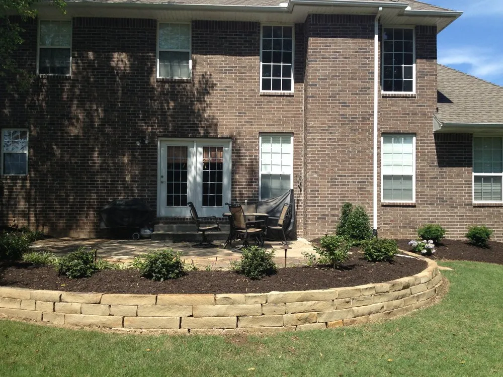 Top-rated landscaping services experts serving Rogers, AR - Bradford Yard Living + Landscaping