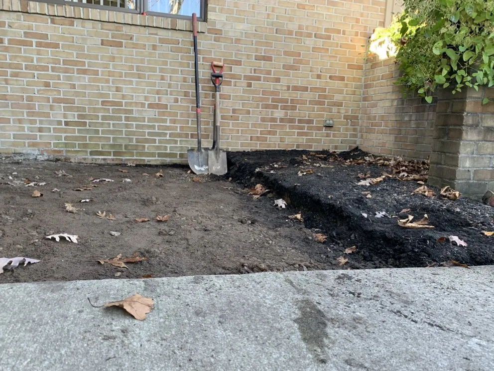 Custom yard maintenance experts serving Gahanna, OH - Bradleys Landscaping & Hardscape