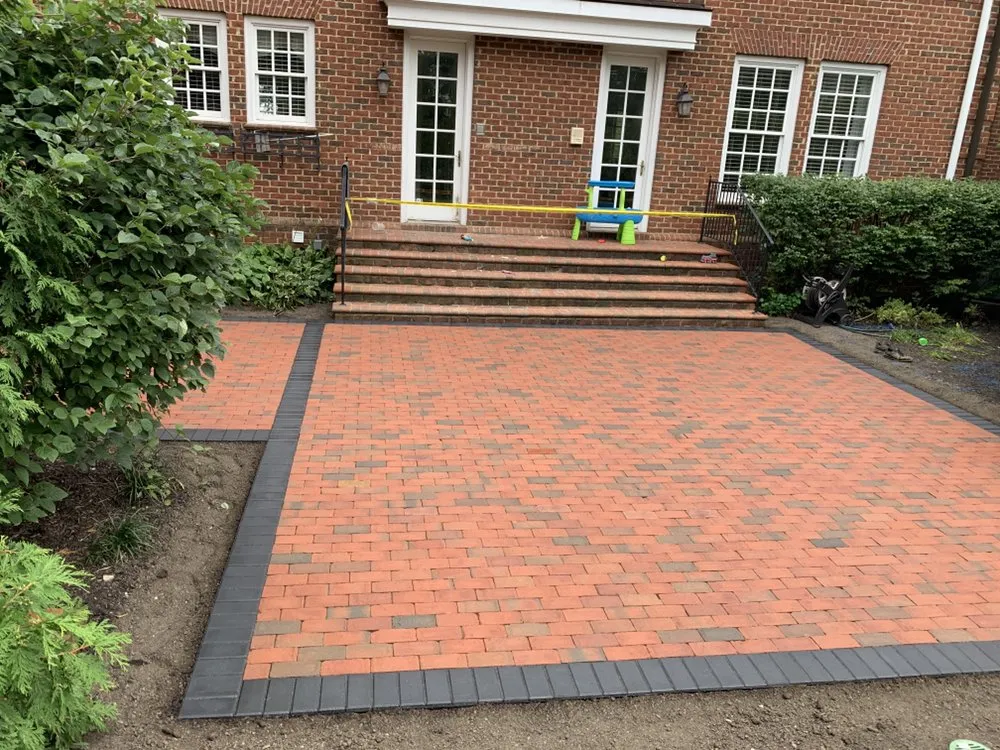 Top-rated yard cleanup service in Gahanna, OH - Bradleys Landscaping & Hardscape