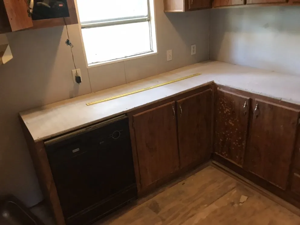 Top-rated garden landscaping with custom design in Waynesboro, MS by Bradon Shockley Handyman Service