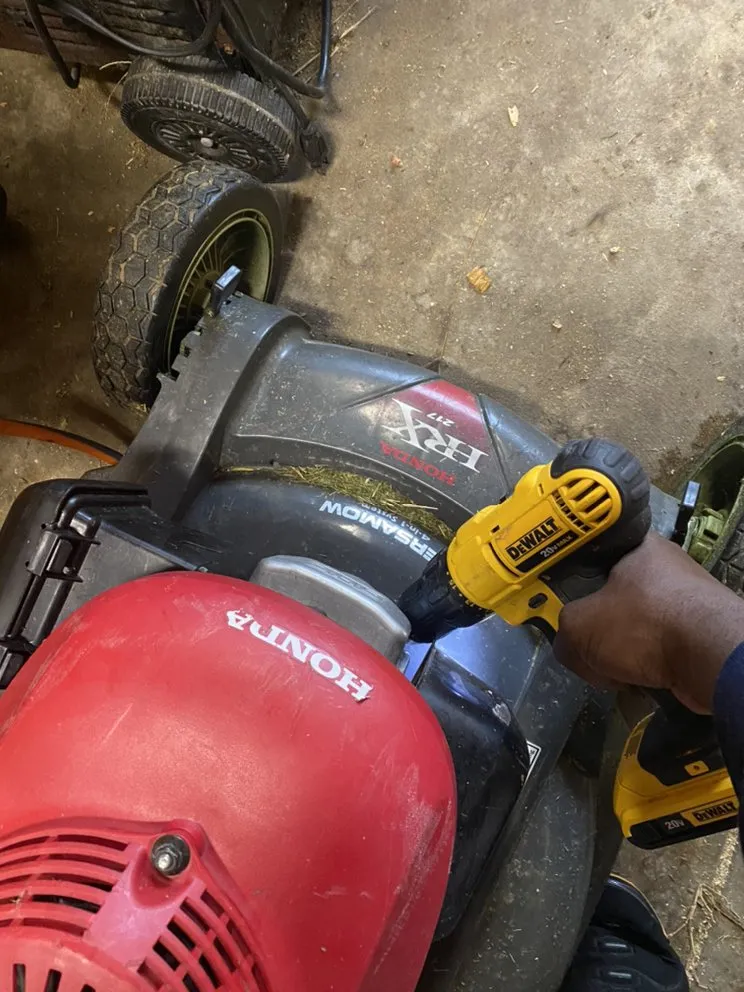 Local residential landscaping for homes in Maryland Heights, MO by Brads Lawns Floors And More