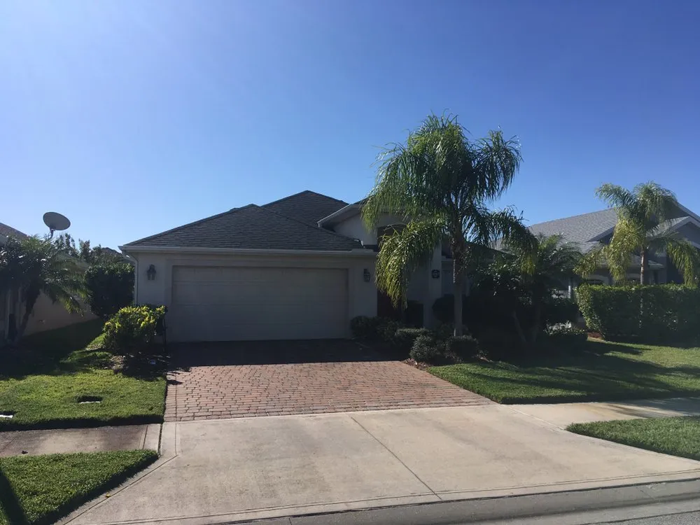 Custom lawn care service in Melbourne, FL by Brads Lawns