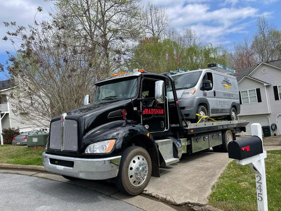 Reliable yard maintenance in Canton, GA - Bradshaw Complete