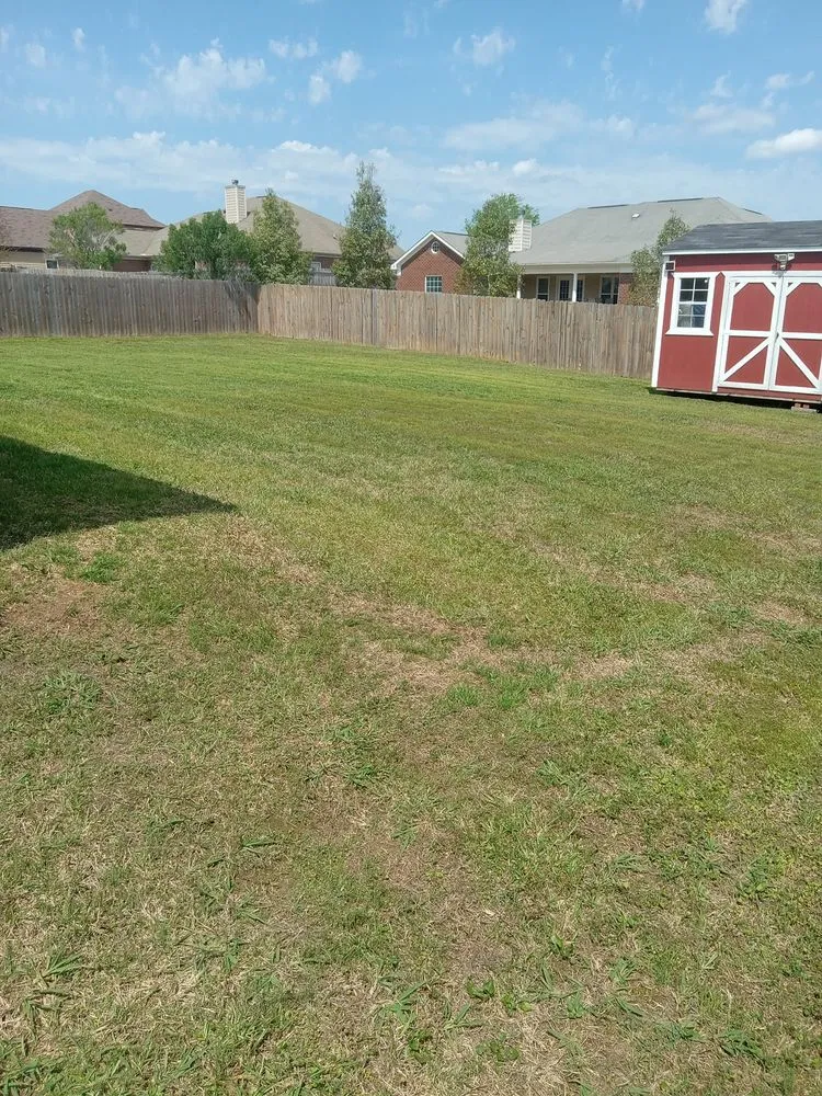 Professional lawn care service in Columbus, GA - Bradshaw Lawn Services