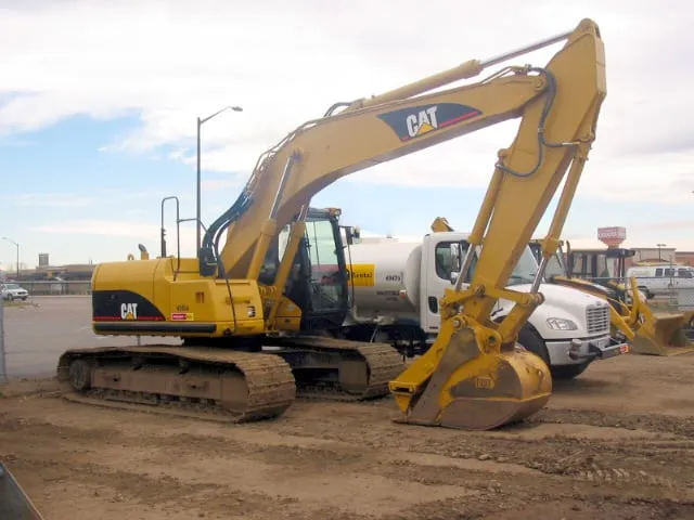 Professional lawn mowing service in Huntsville, AL - Brady Excavating