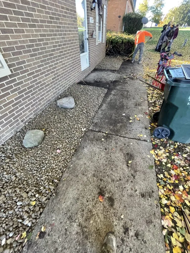 Affordable garden landscaping experts serving Canton, OH - Bradys Landscaping