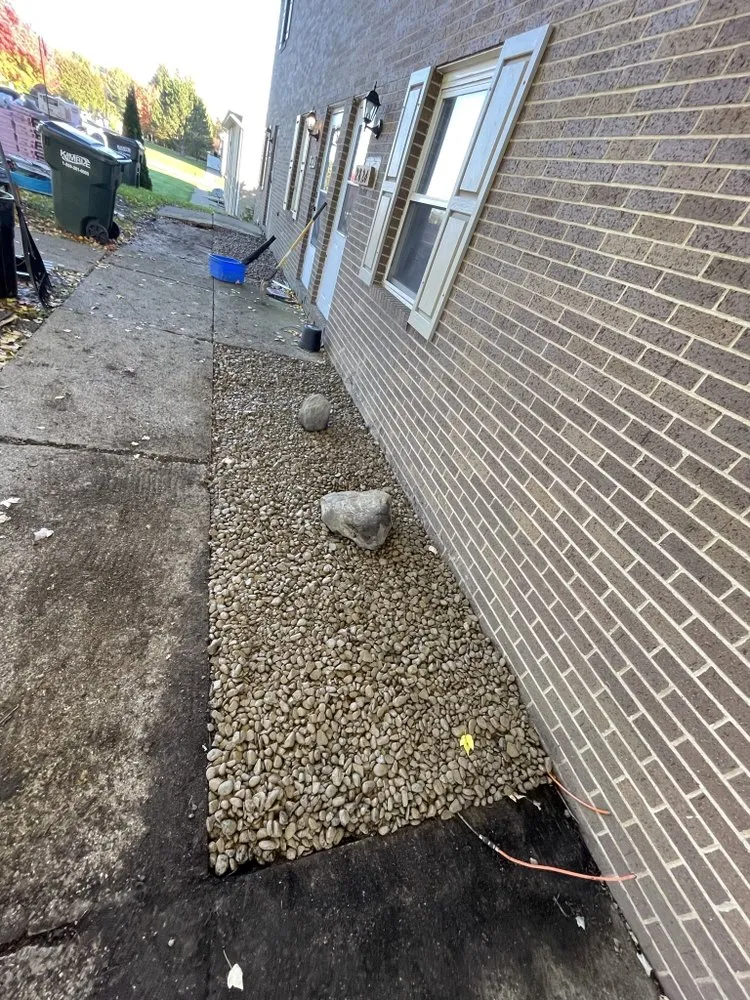 Expert yard cleanup service in Canton, OH by Bradys Landscaping